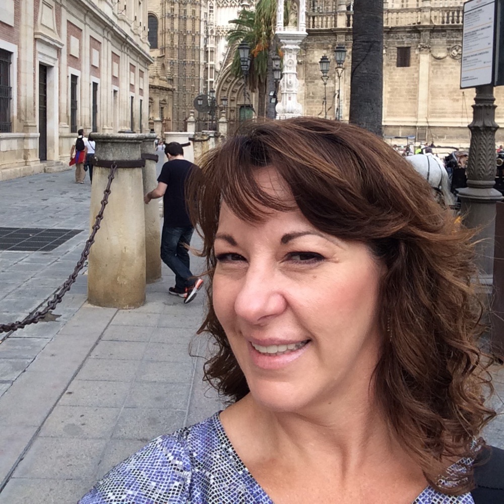 Meet your Posher, Carolyn